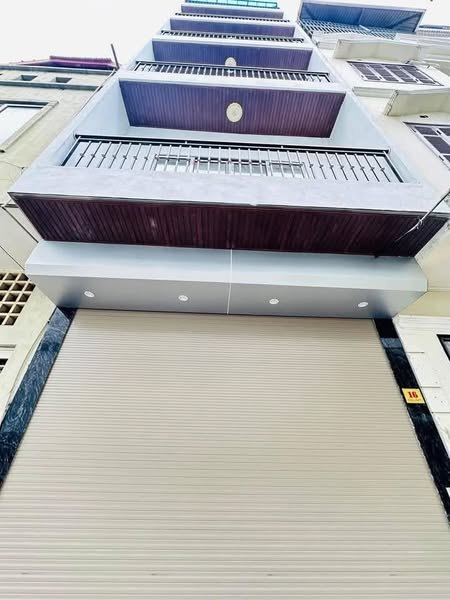 Siêu Phẩm Kim Giang, 1 nhà ra phố.